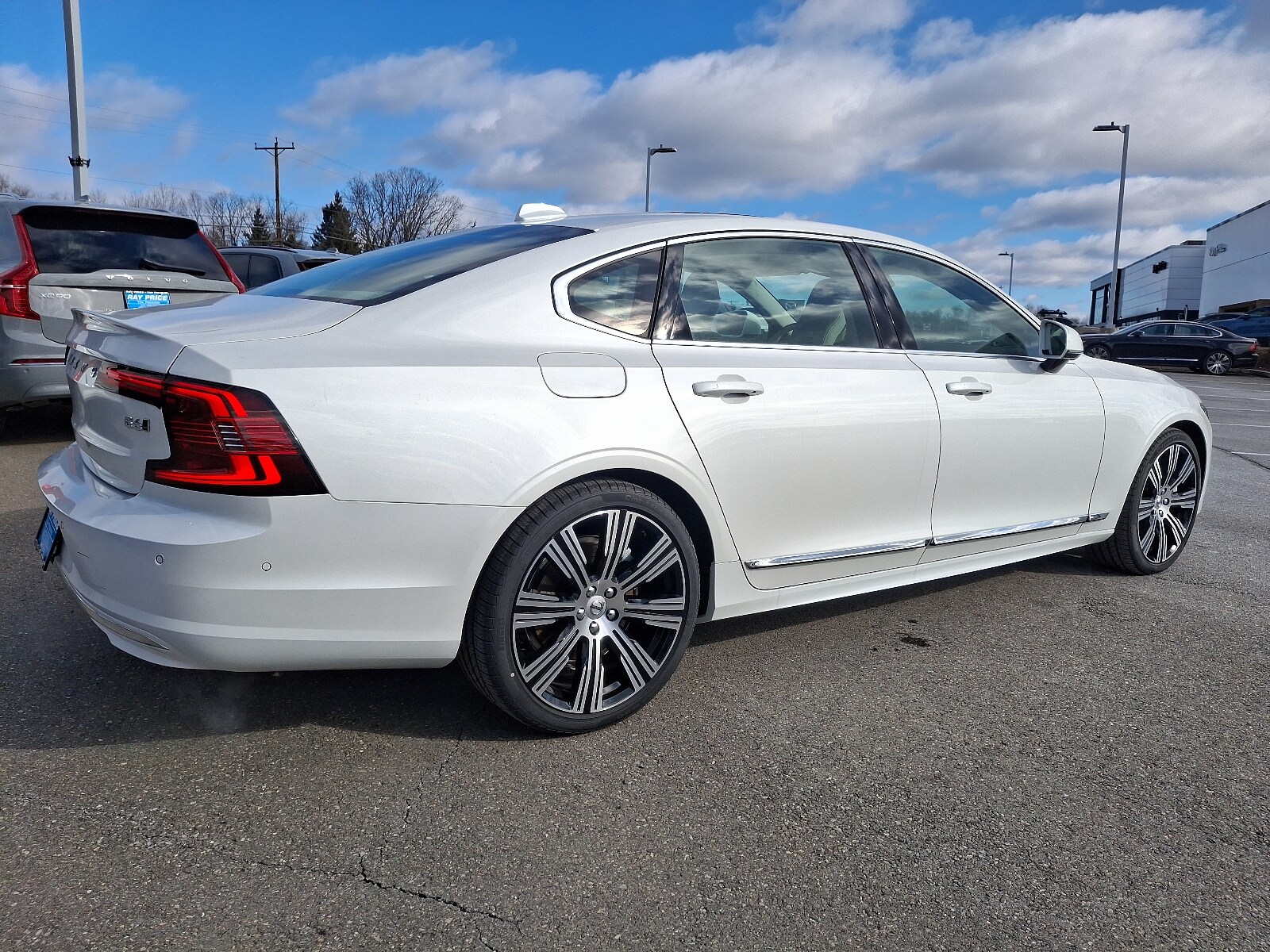 2025 Volvo S90 Plus photo 4