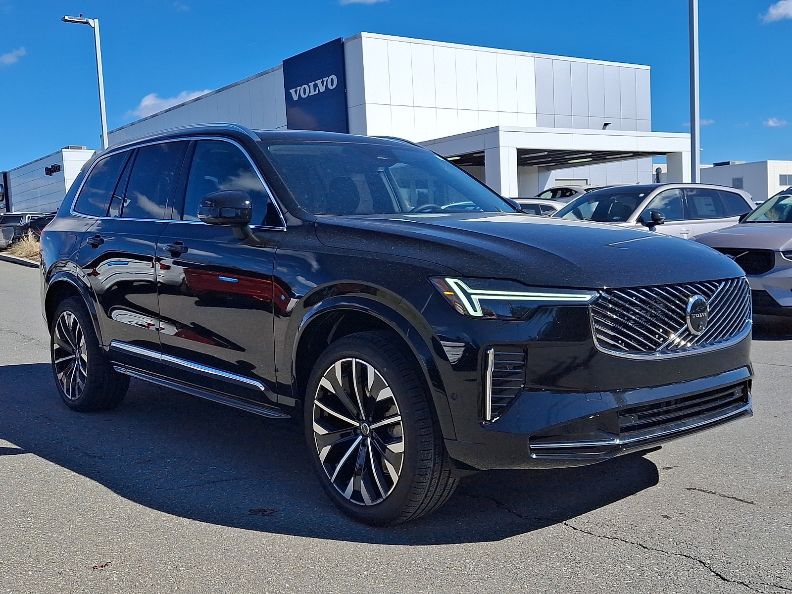 2026 Volvo XC90 B6 Plus 7-Seater
