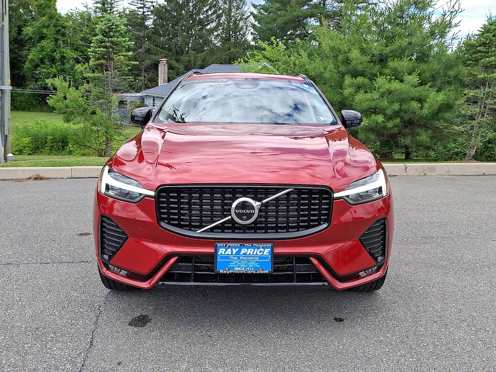 Certified 2024 Volvo XC60 B5 Plus Dark Theme Sport Utility