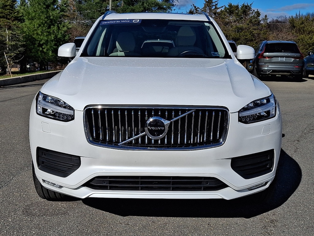 Certified 2022 Volvo XC90 T6 Momentum 7 Passenger Sport Utility