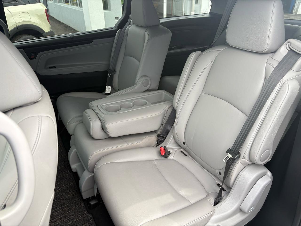 2023 Honda Odyssey EX-L - Photo 12