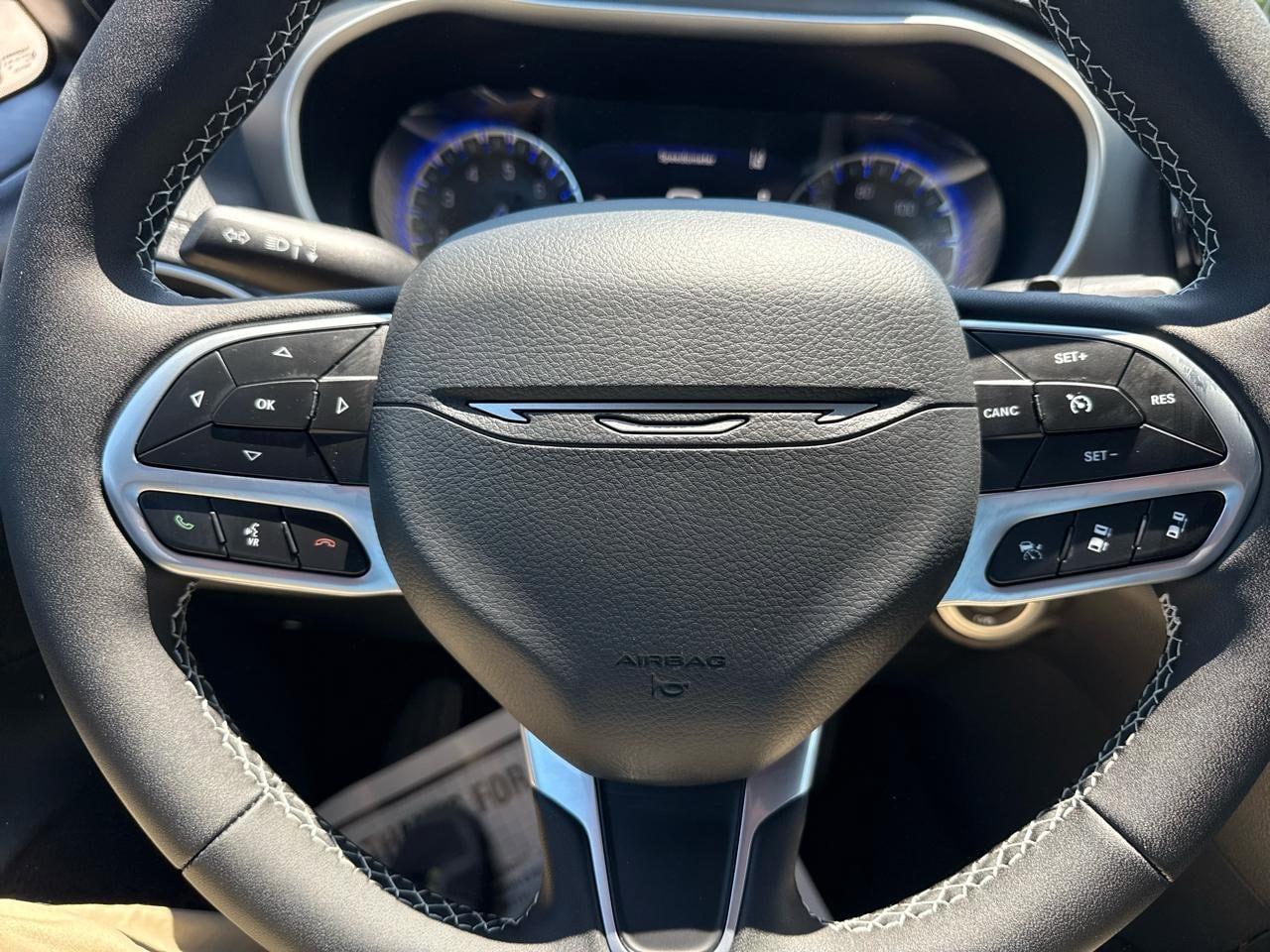 2027 Chrysler Pacifica Select - Photo 31