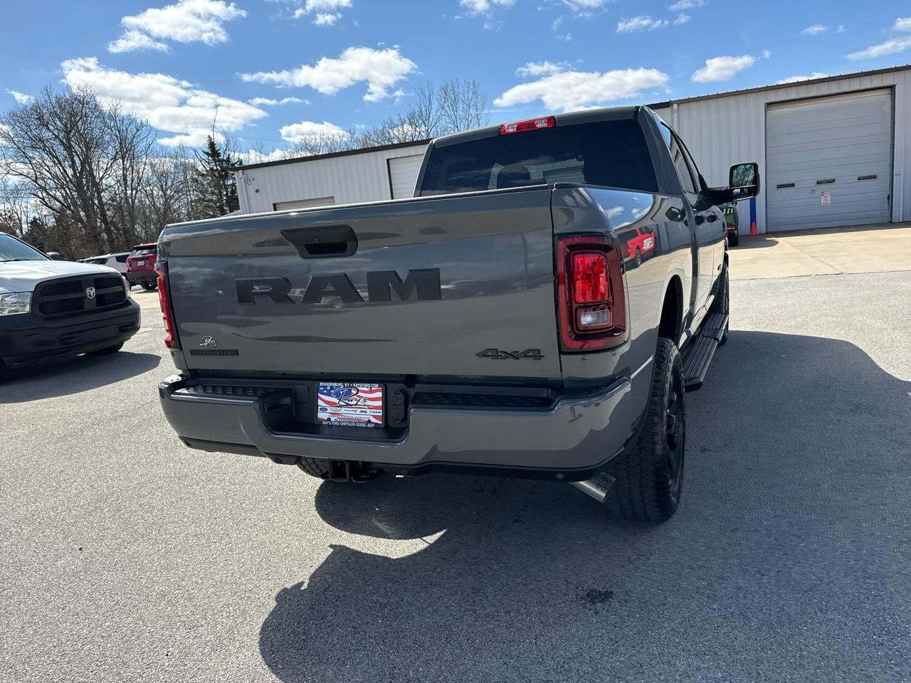 2026 RAM 2500 Big Horn - Photo 6