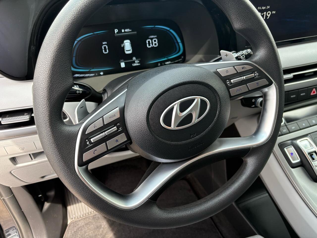 2025 Hyundai Palisade SE - Photo 18