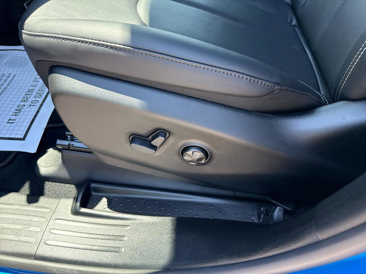 2027 Chrysler Pacifica Select - Photo 27