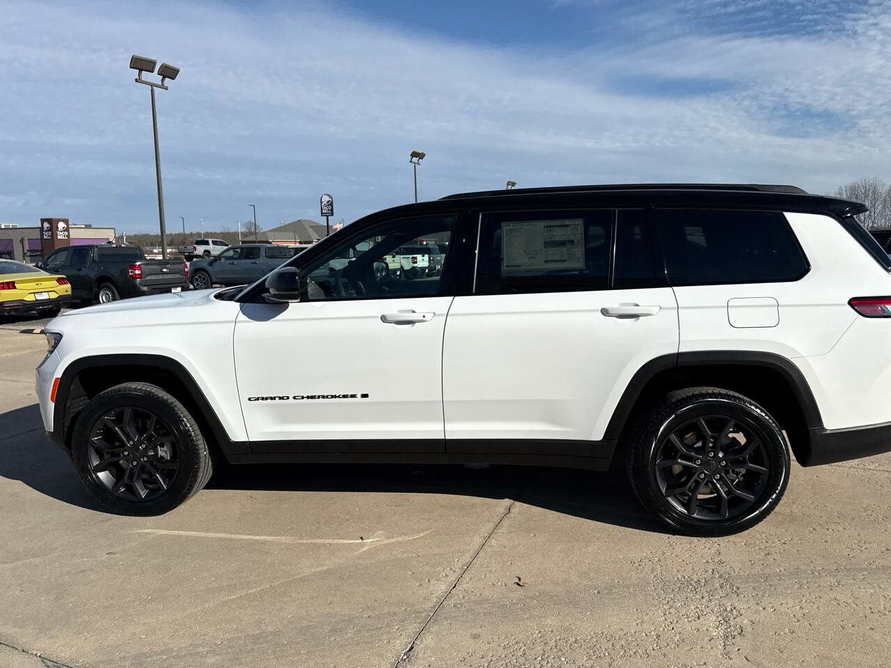 2025 Jeep Grand Cherokee L Limited - Photo 13