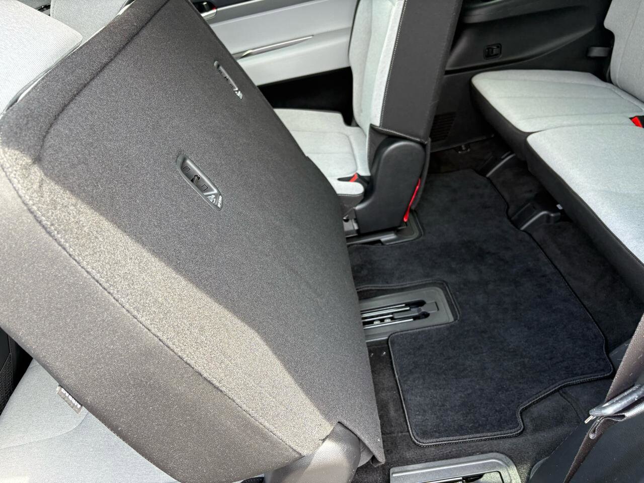 2025 Hyundai Palisade SE - Photo 27