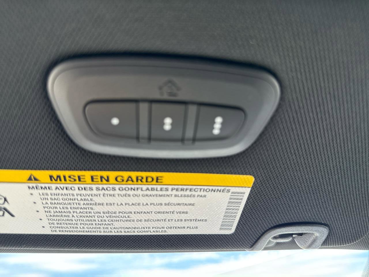 2027 Chrysler Pacifica Select - Photo 33