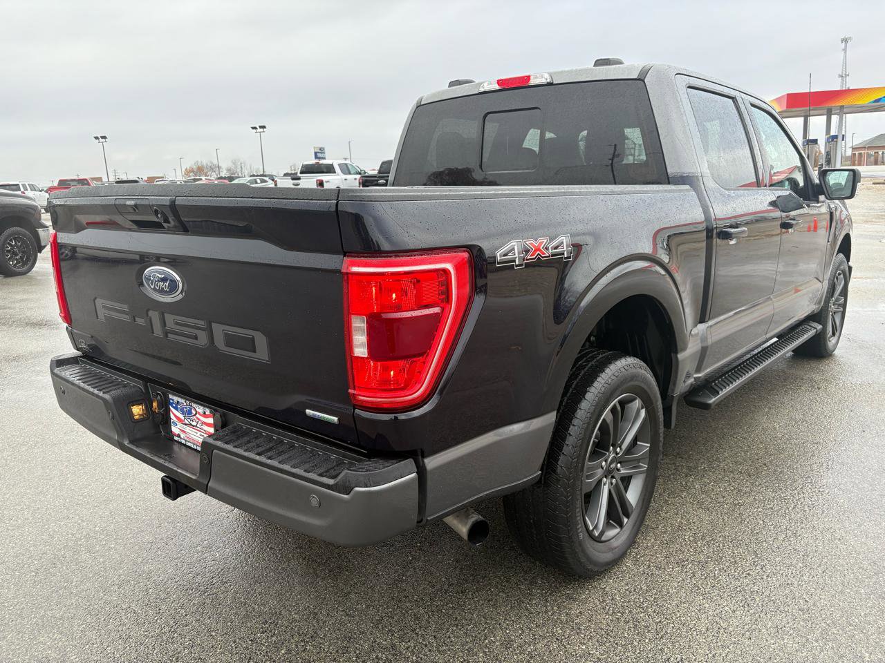 2023 Ford F-150 XLT - Photo 3