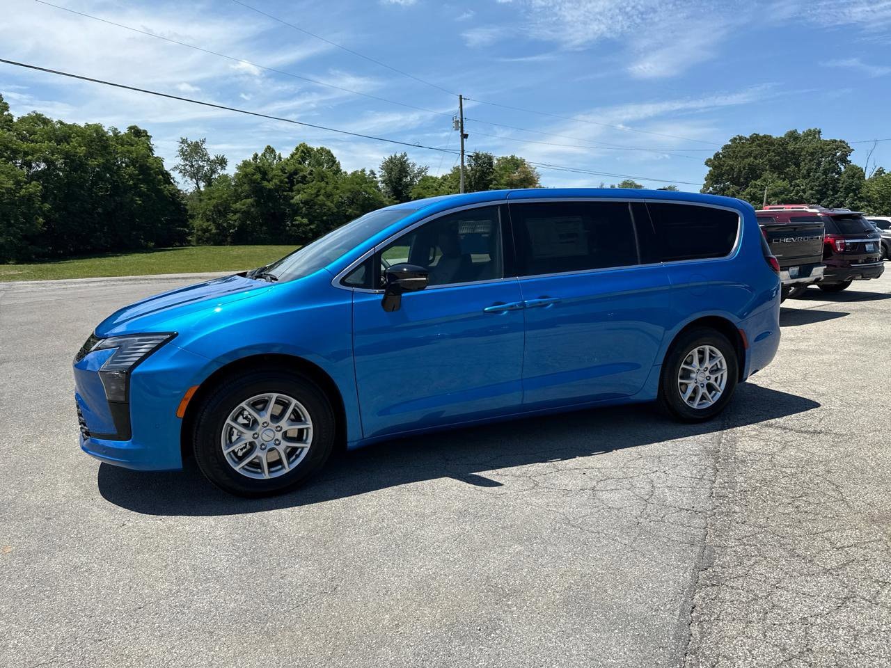 2027 Chrysler Pacifica Select - Photo 15
