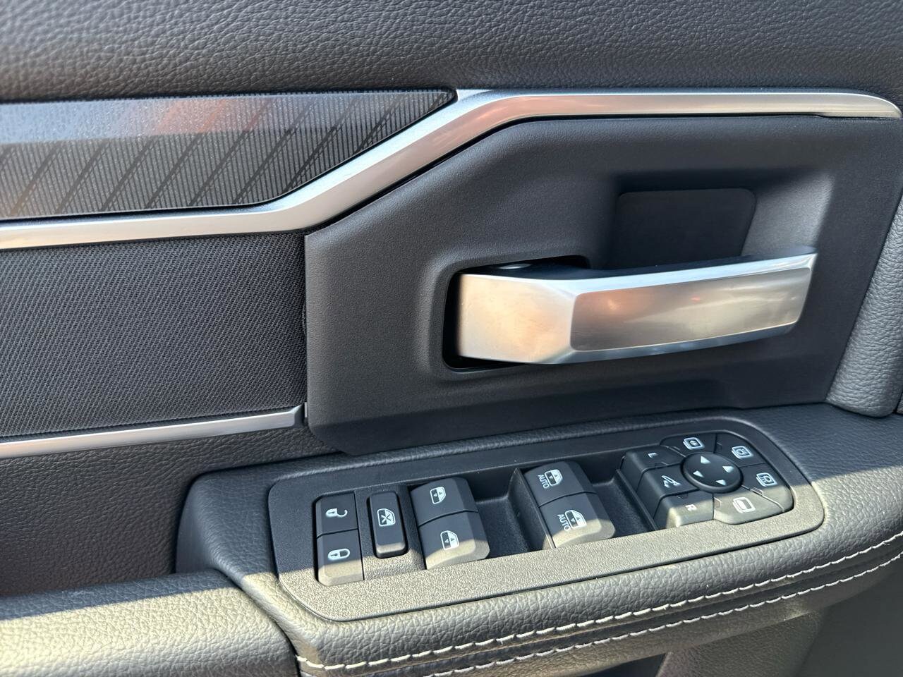 2026 RAM 2500 Big Horn - Photo 24