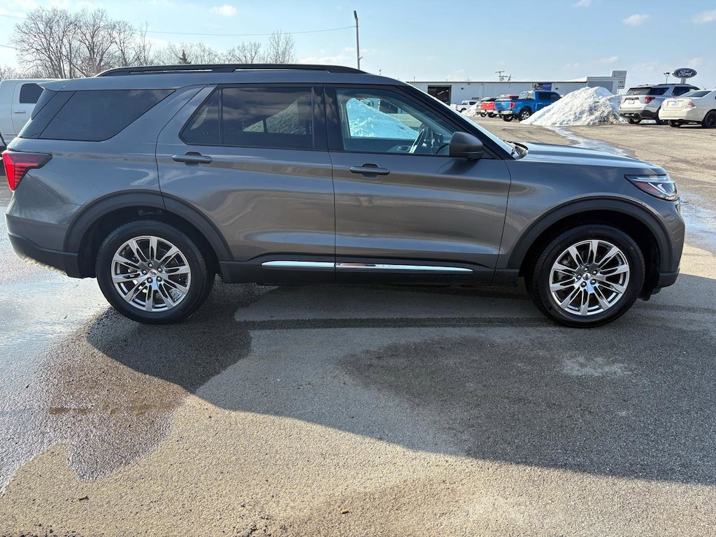 Used 2025 Ford Explorer Active Active 4WD