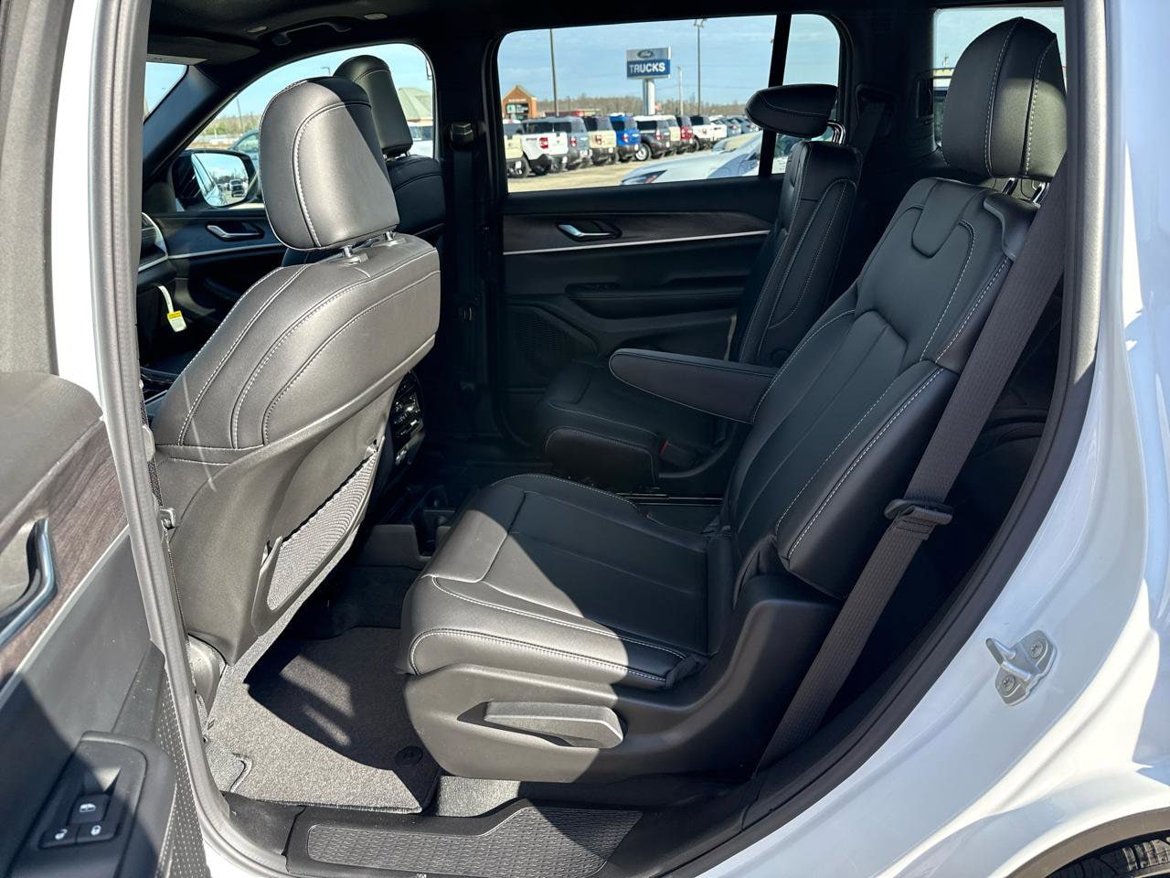 2025 Jeep Grand Cherokee L Limited - Photo 26