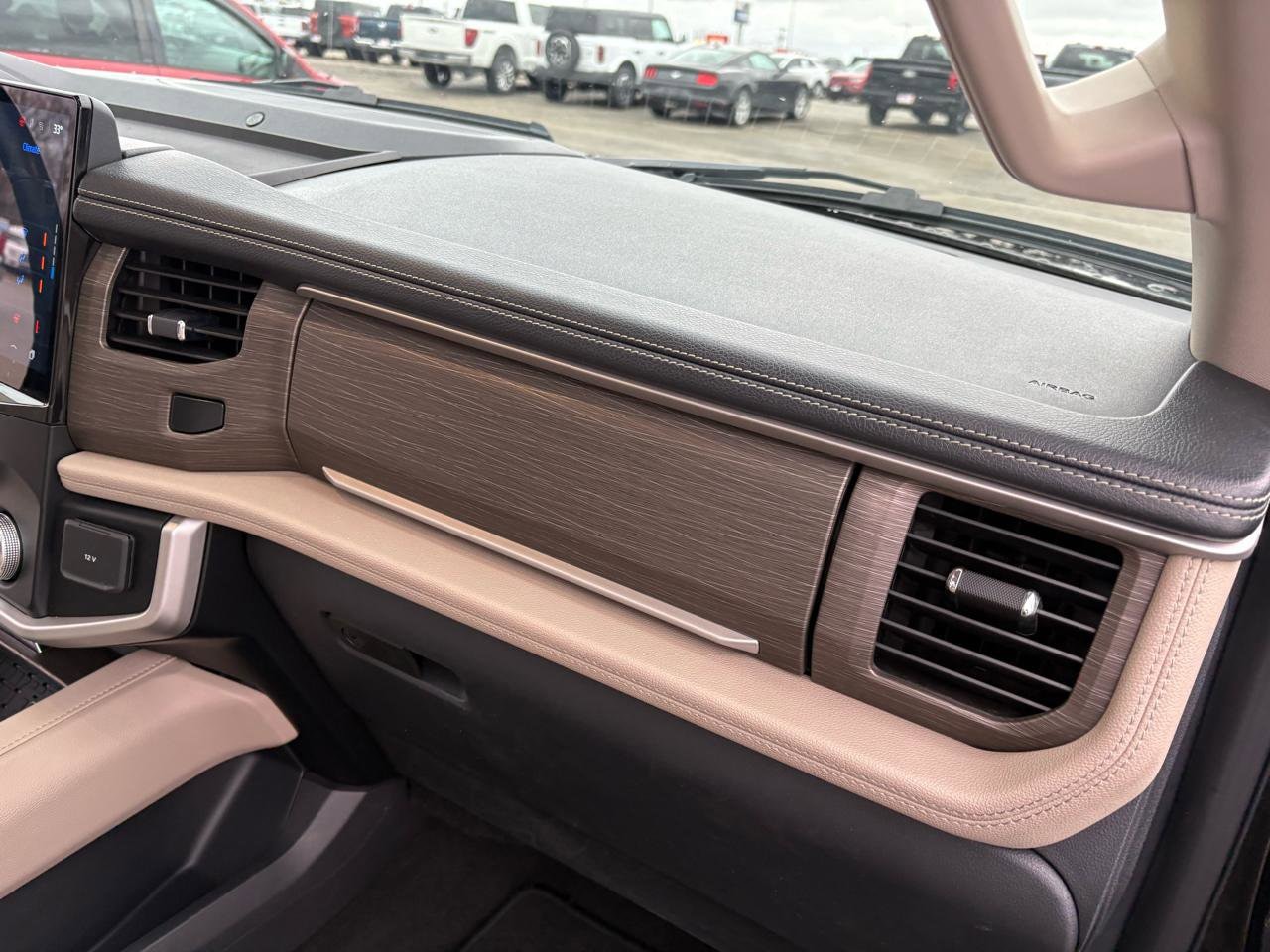 2024 Ford Expedition Limited - Photo 44