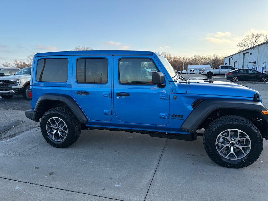 New 2026 Jeep Wrangler 4-DOOR SPORT S Sport Utility