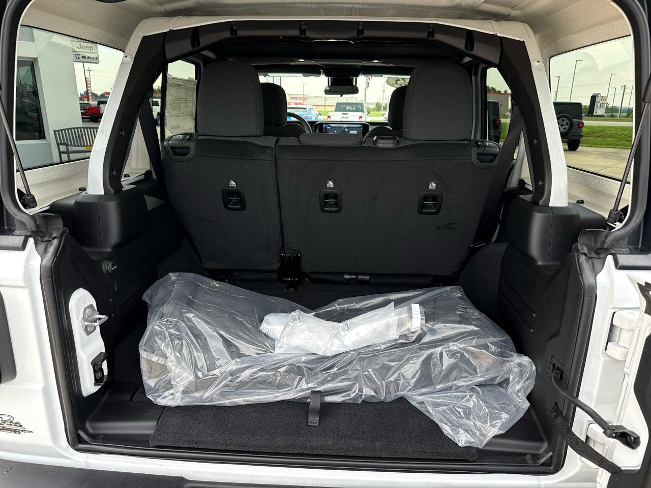 2025 Jeep Wrangler 4-Door Sport S - Photo 17
