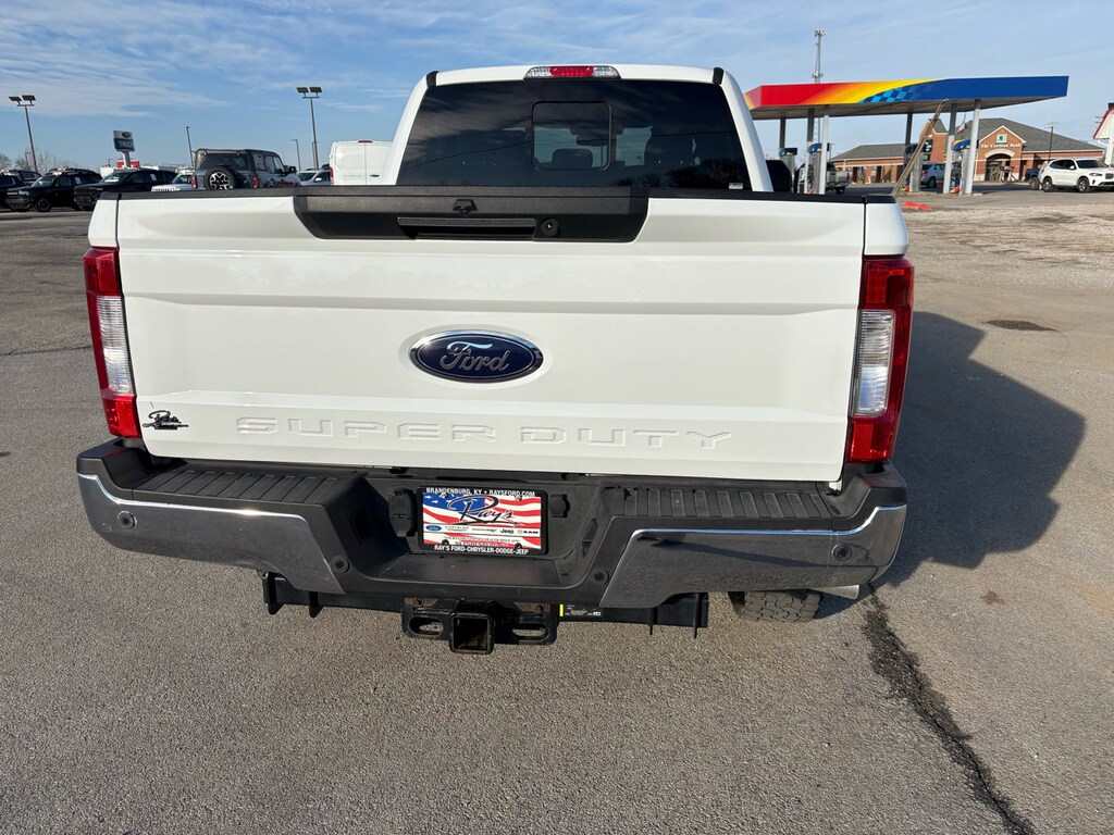 Used 2017 Ford Super Duty F-350 SRW Crew Cab 156 Lariat 4WD
