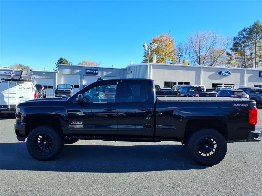 Used 2018 Chevrolet Silverado 1500 4WD Double CAB 143.5 LT Truck Double Cab