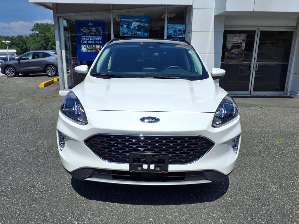 2022 Ford Escape Hybrid SEL photo 2