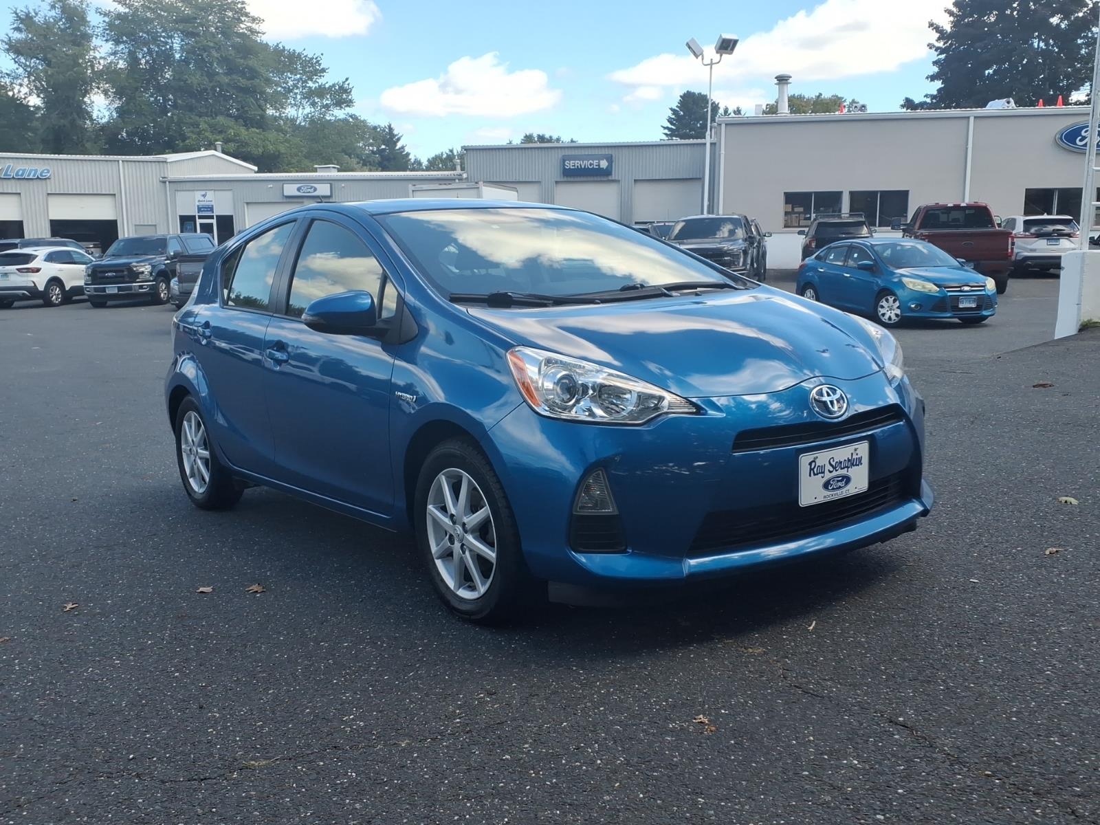 2014 Toyota Prius c
