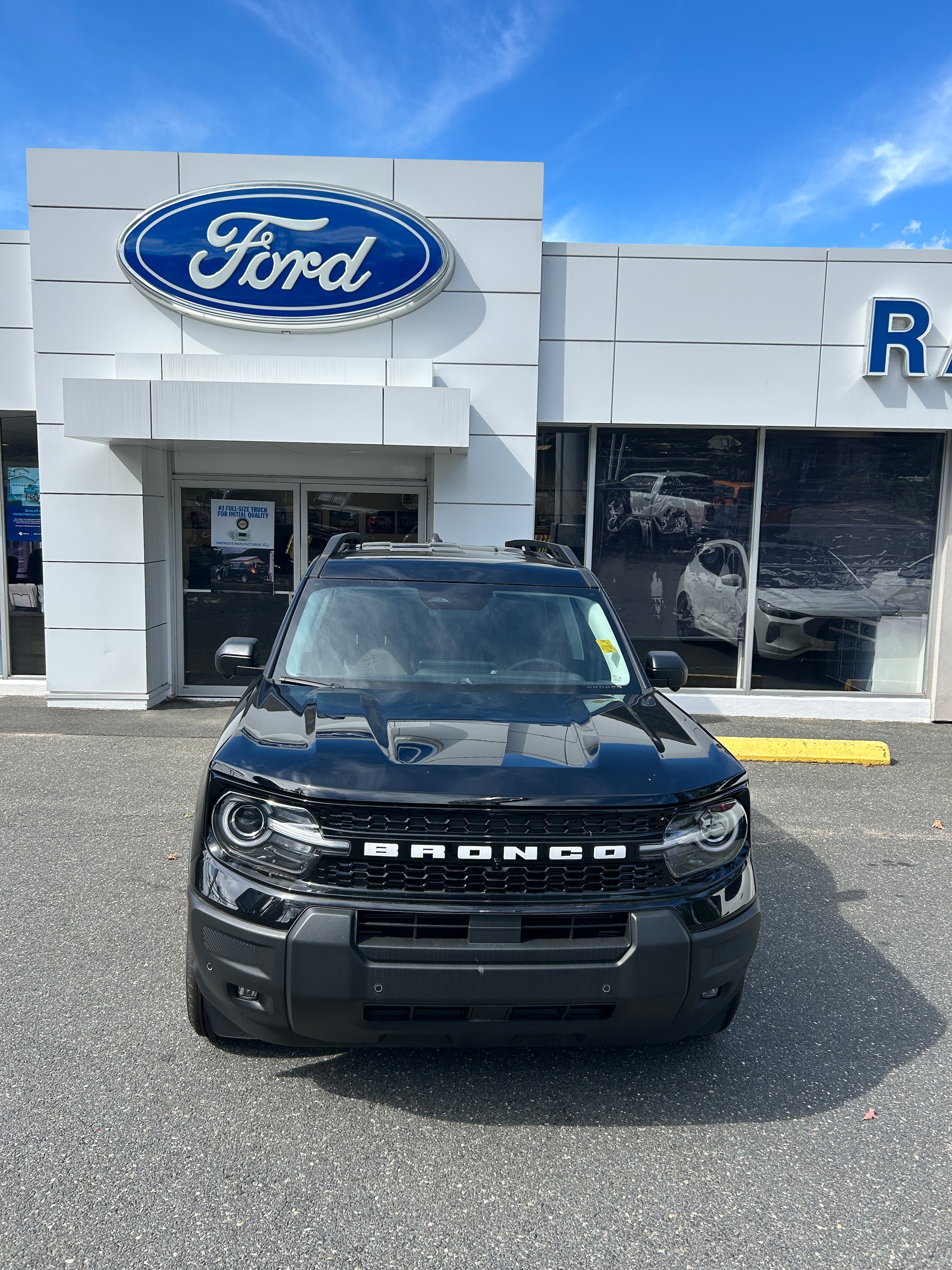 2025 Ford Bronco Sport Outer Banks - Photo 2