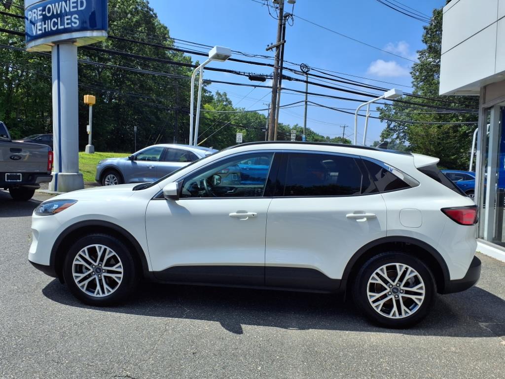 2022 Ford Escape Hybrid SEL photo 3