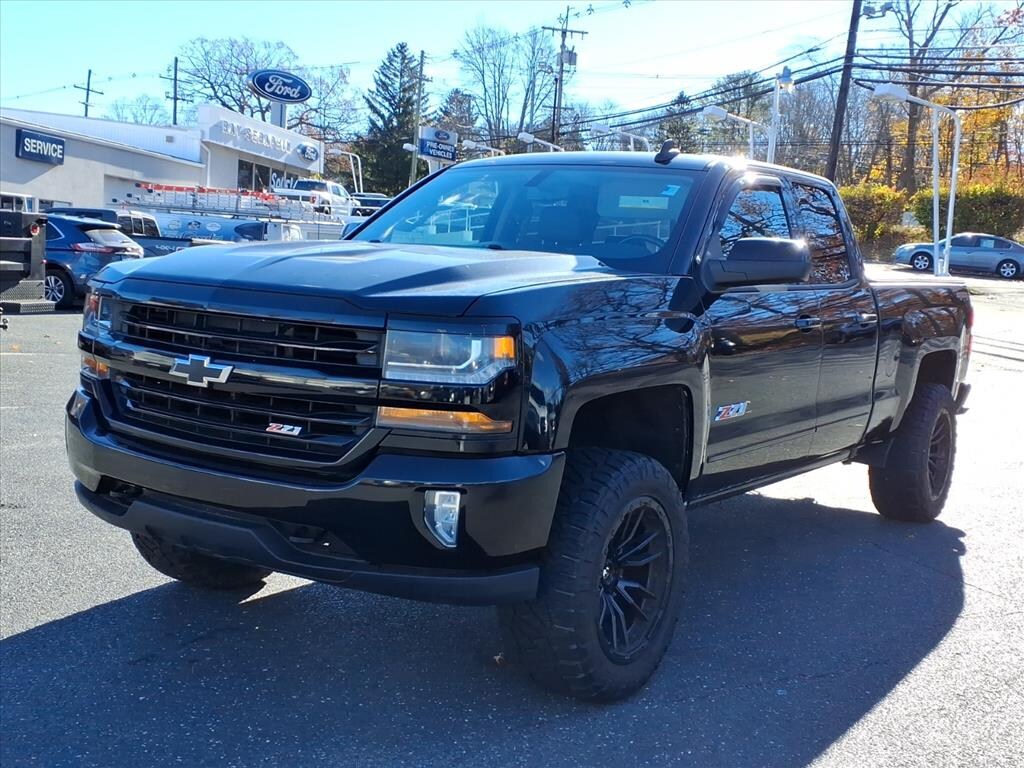 Used 2018 Chevrolet Silverado 1500 4WD Double CAB 143.5 LT Truck Double Cab