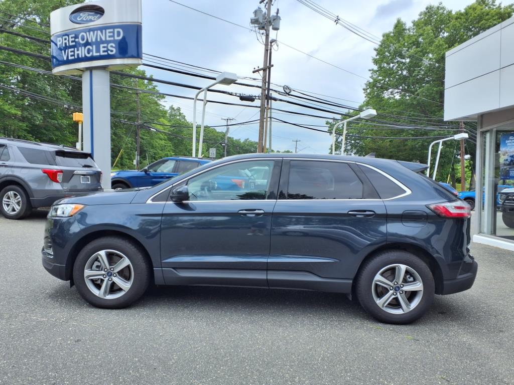 2022 Ford Edge SEL photo 4