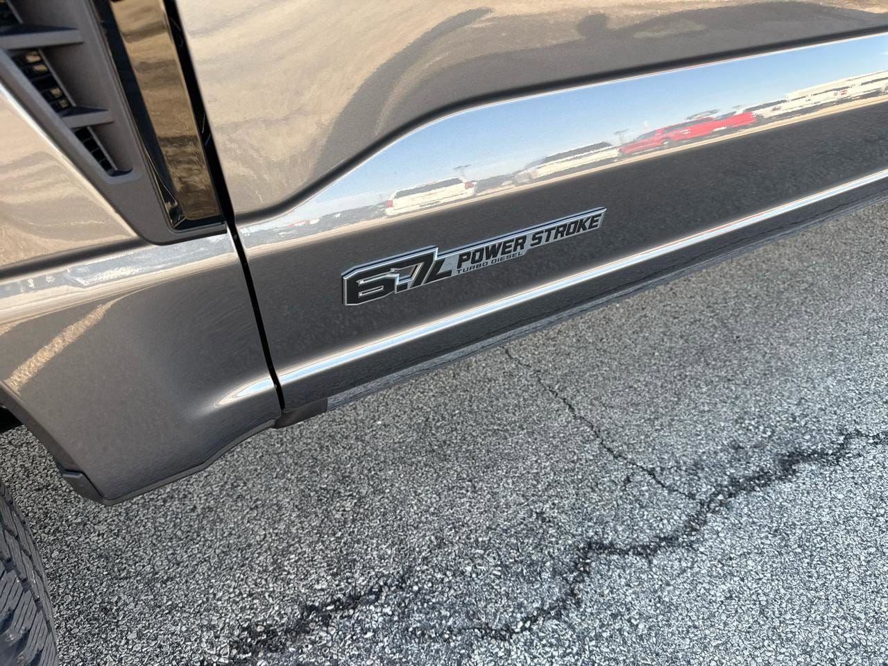 2026 Ford F-350 Super Duty Platinum - Photo 19