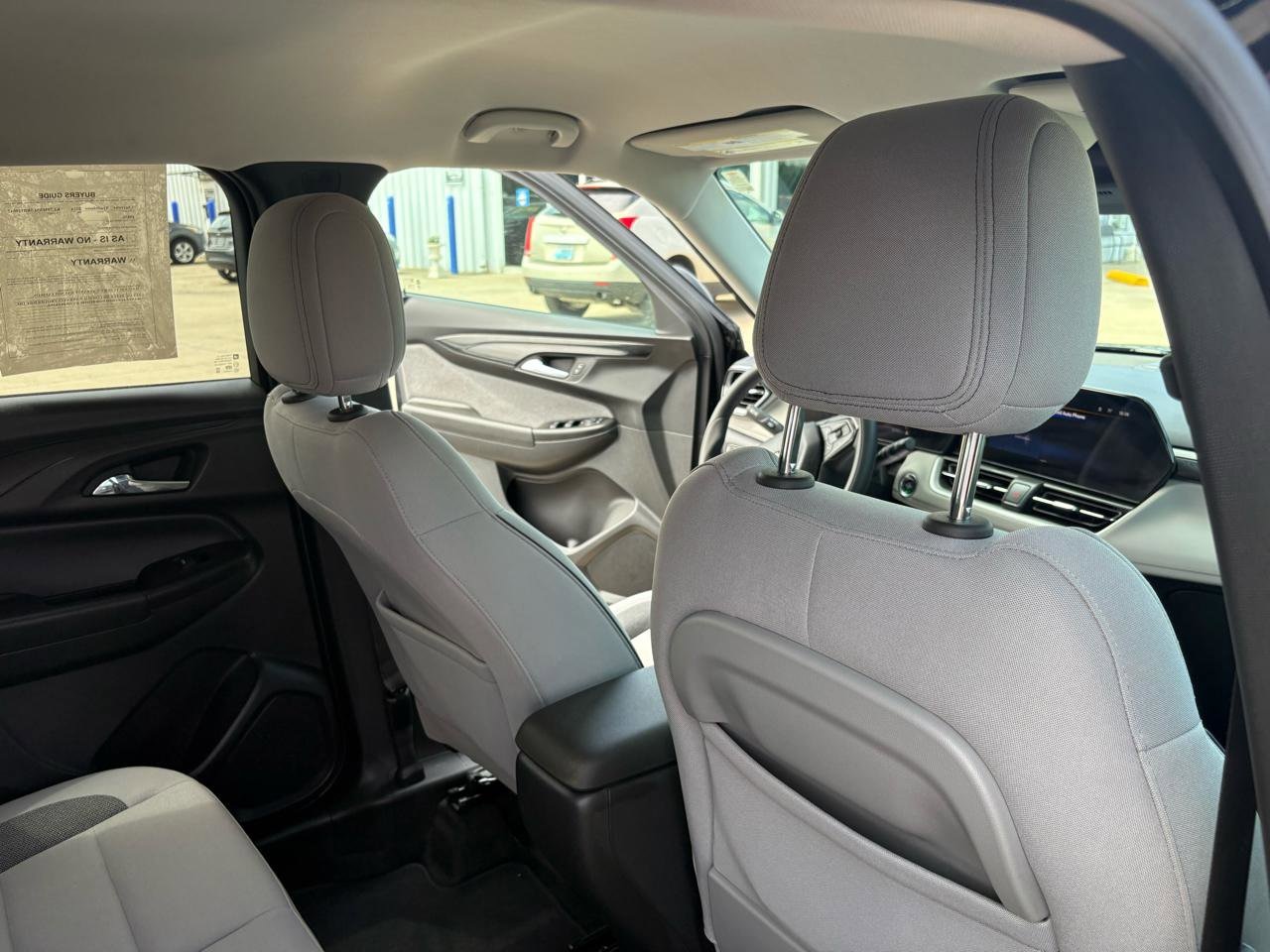 2024 Chevrolet TrailBlazer LS - Photo 42