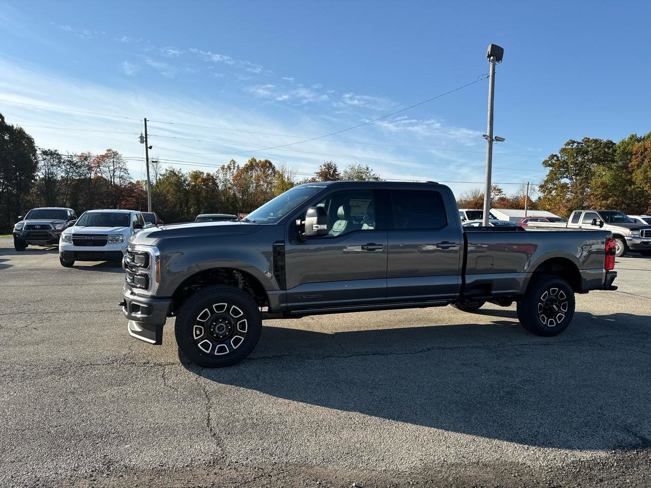 2026 Ford F-350 Super Duty Platinum - Photo 13