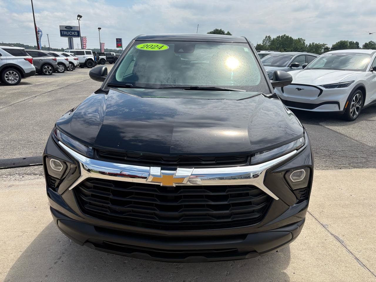 2024 Chevrolet TrailBlazer LS - Photo 8