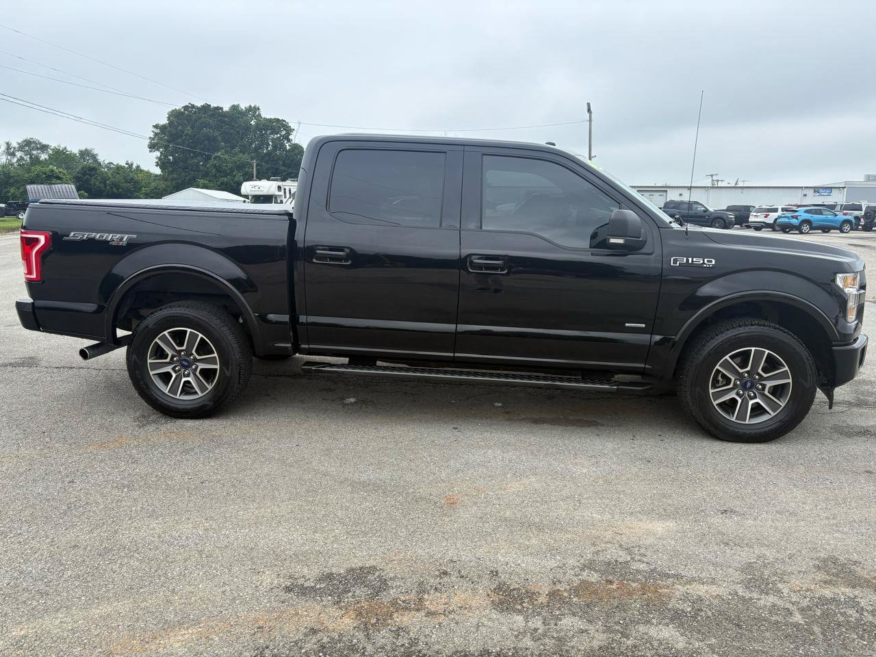Used 2017 Ford F-150 XLT with VIN 1FTEW1EG9HFB87957 for sale in Brandenburg, KY