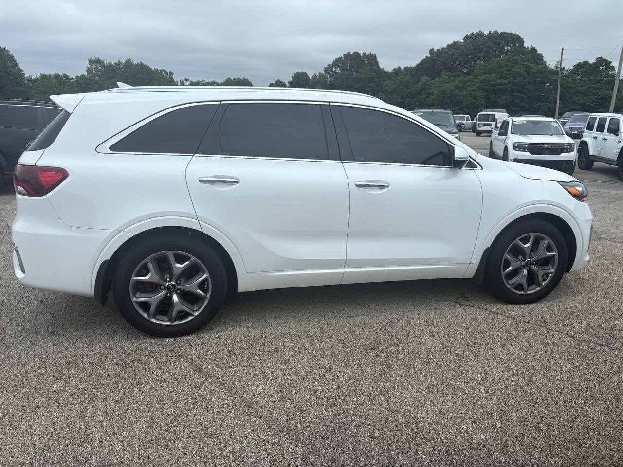 Used 2019 Kia Sorento SX with VIN 5XYPK4A58KG608095 for sale in Brandenburg, KY