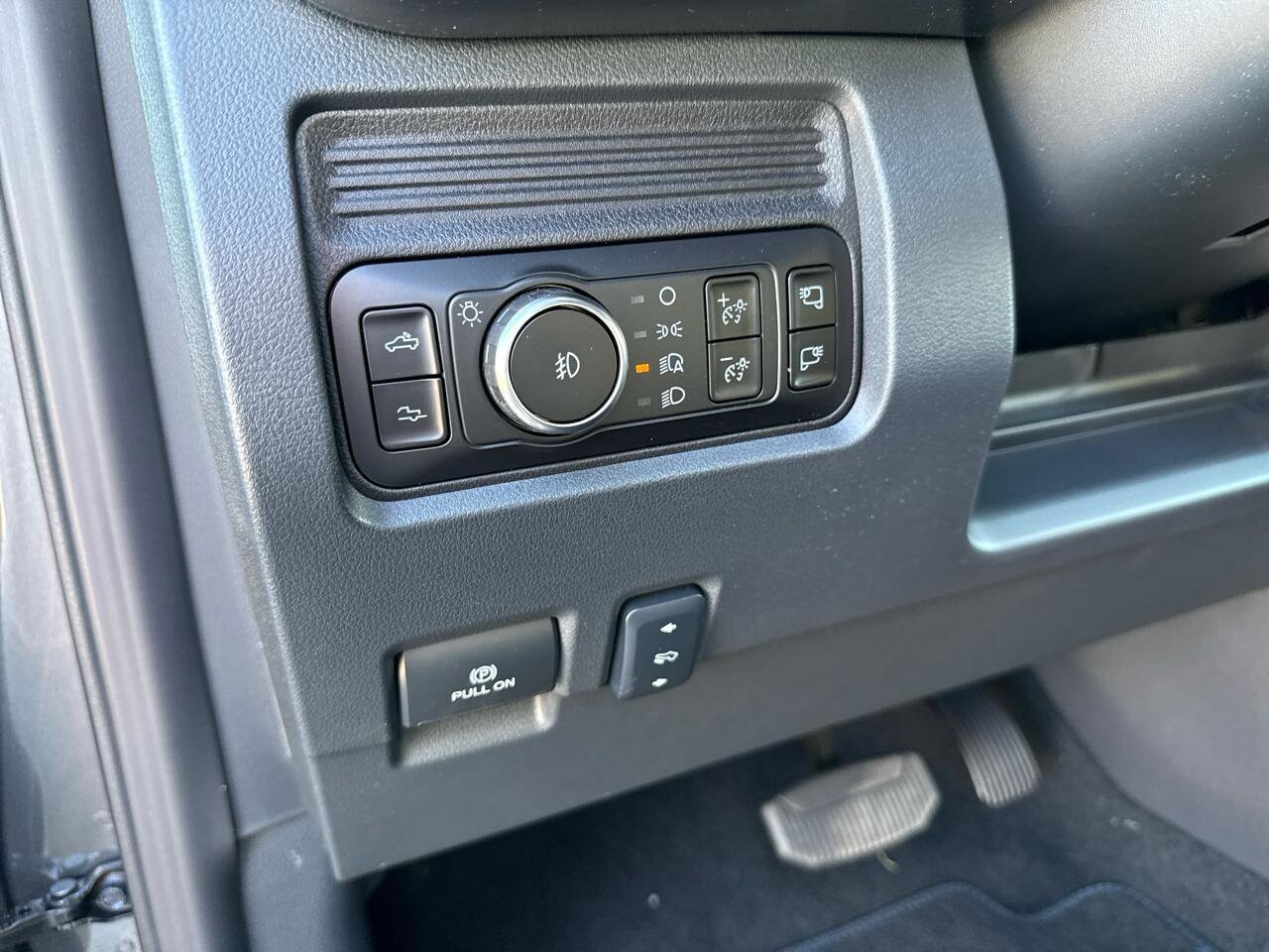 2026 Ford F-350 Super Duty Platinum - Photo 32