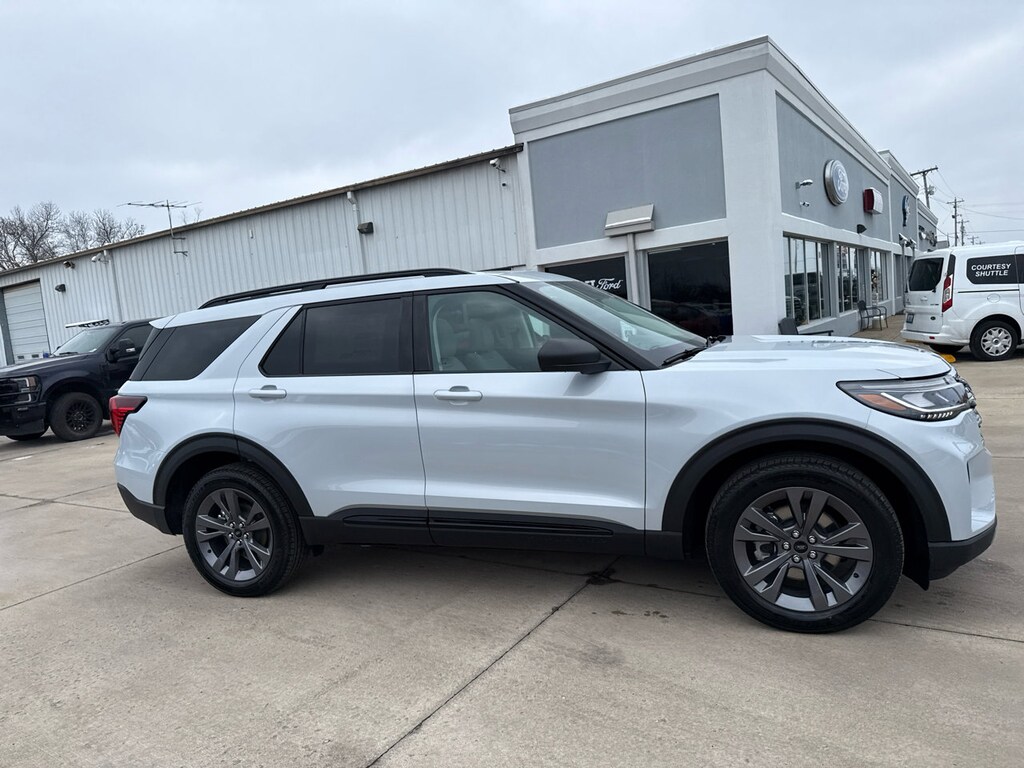 New 2026 Ford Explorer Active SUV