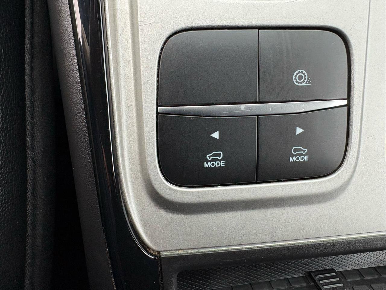 2023 Ford Explorer ST-LINE - Photo 33