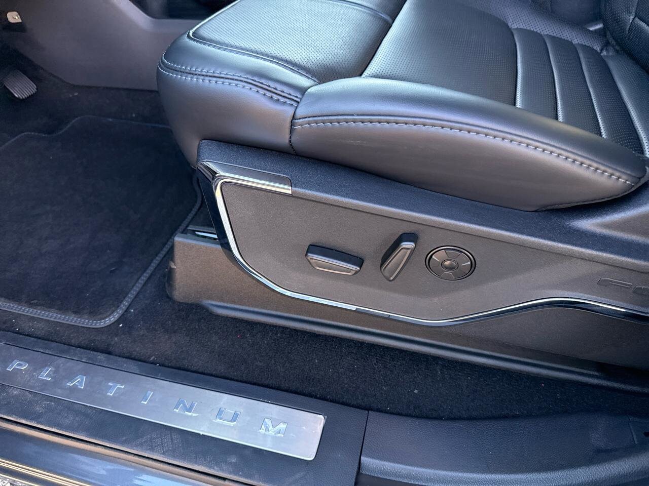 2026 Ford F-350 Super Duty Platinum - Photo 30