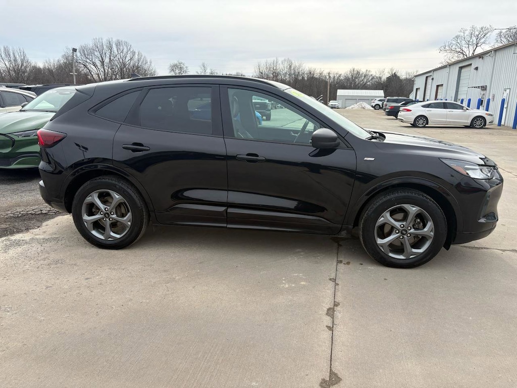Used 2023 Ford Escape ST-Line SUV