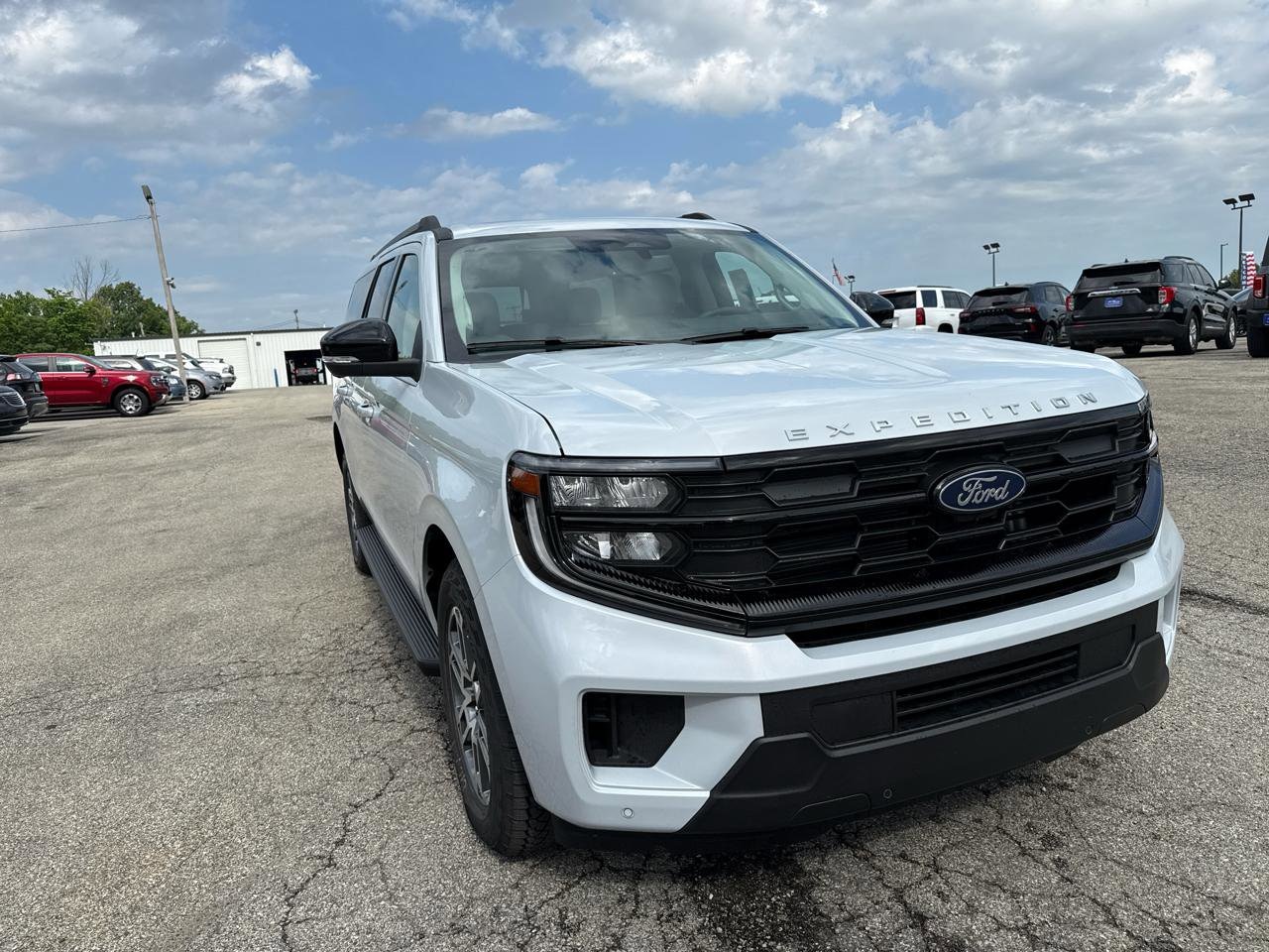 2026 Ford Expedition Active MAX 4x4's photo