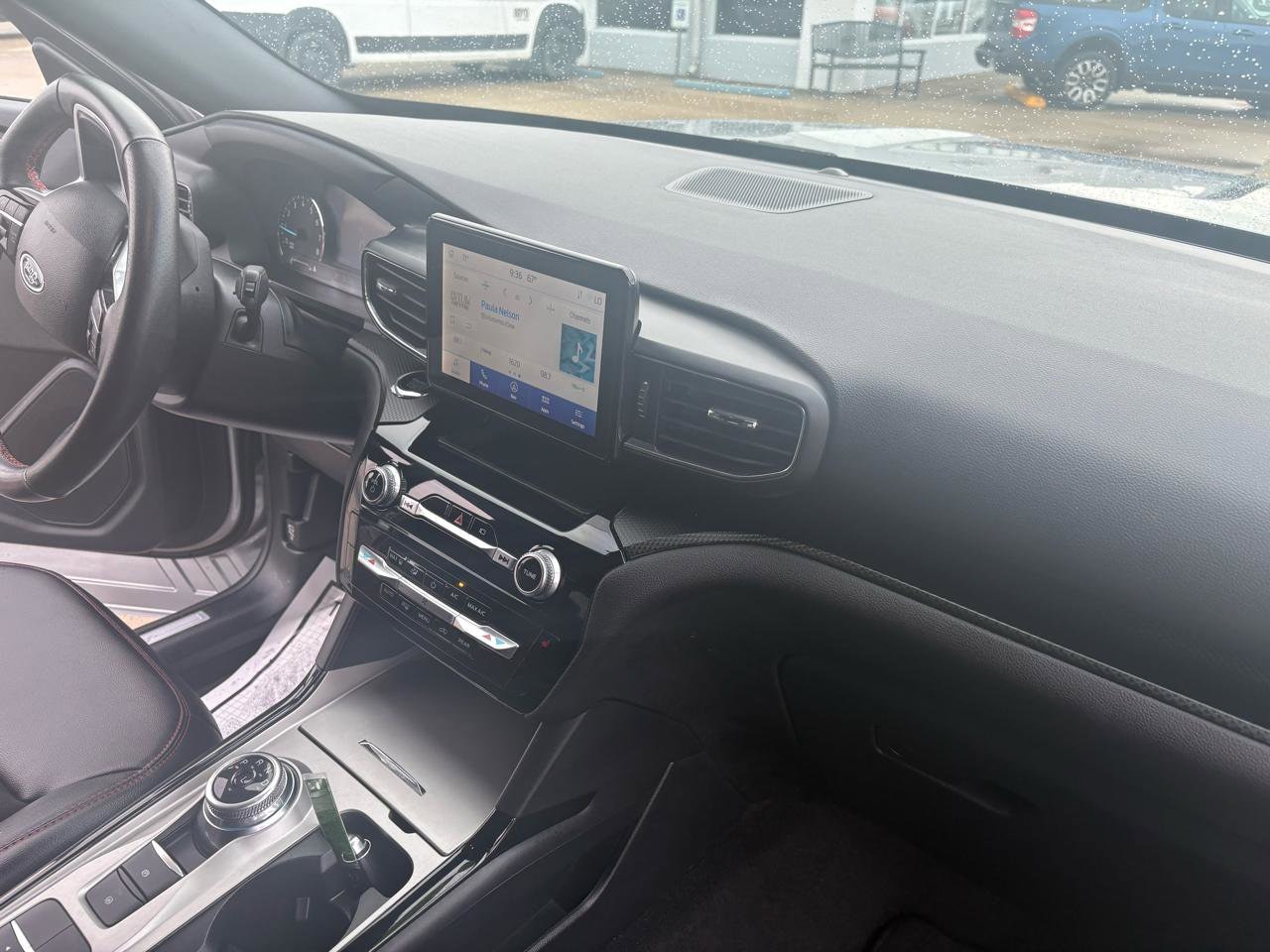 2023 Ford Explorer ST-LINE - Photo 45