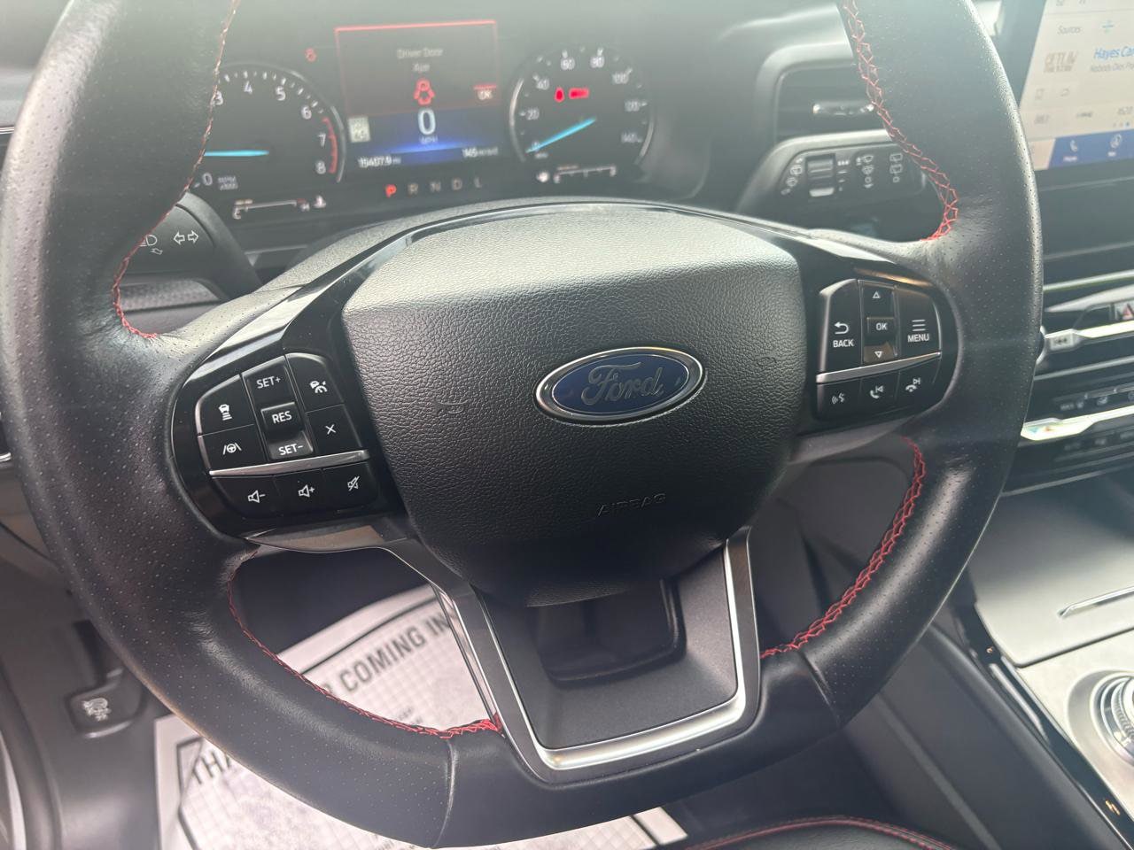 2023 Ford Explorer ST-LINE - Photo 15