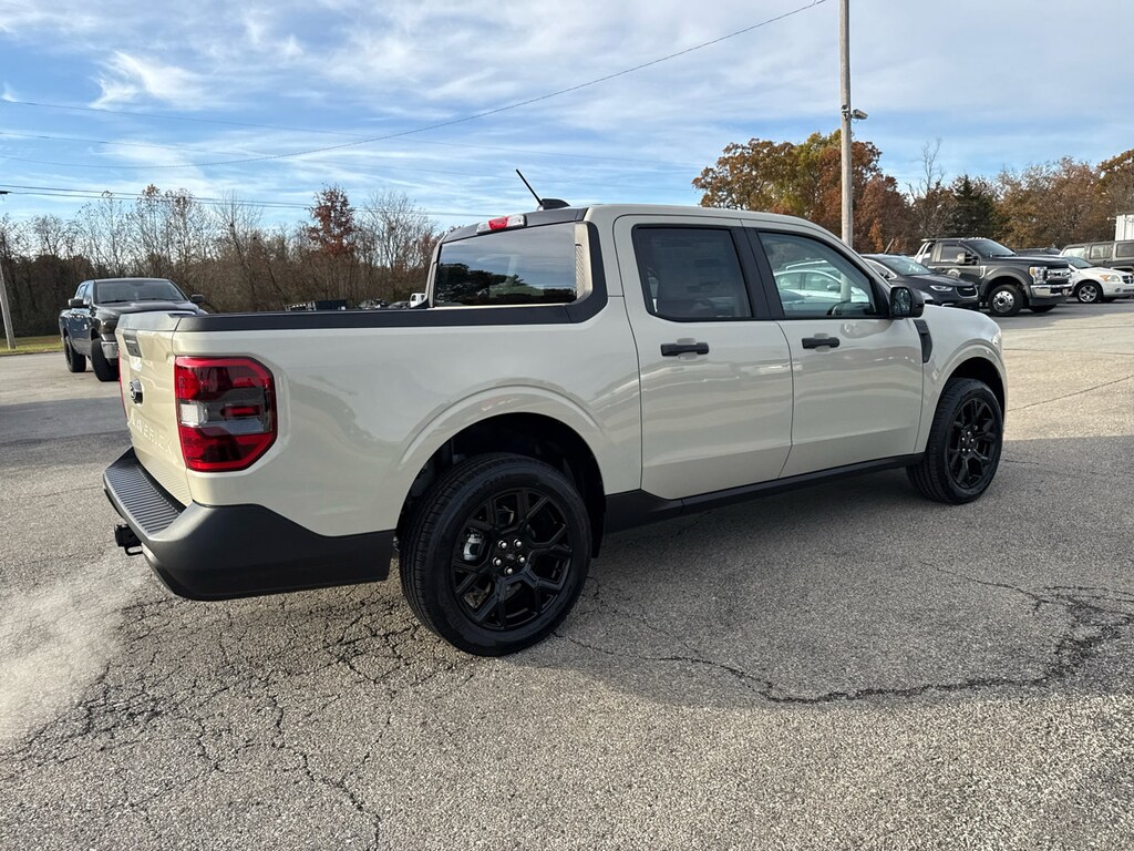 New 2025 Ford Maverick XLT Truck SuperCrew