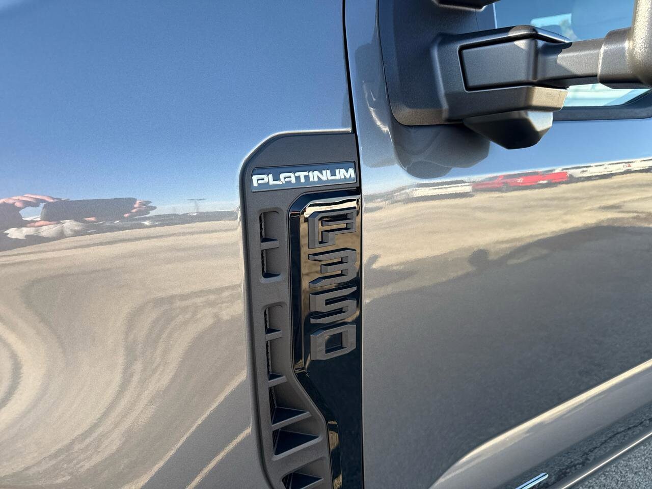 2026 Ford F-350 Super Duty Platinum - Photo 18