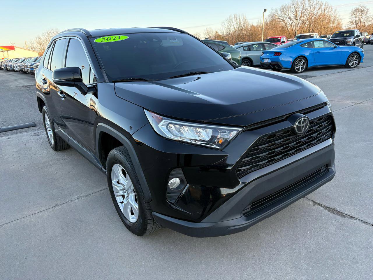 2021 Toyota RAV4 XLE