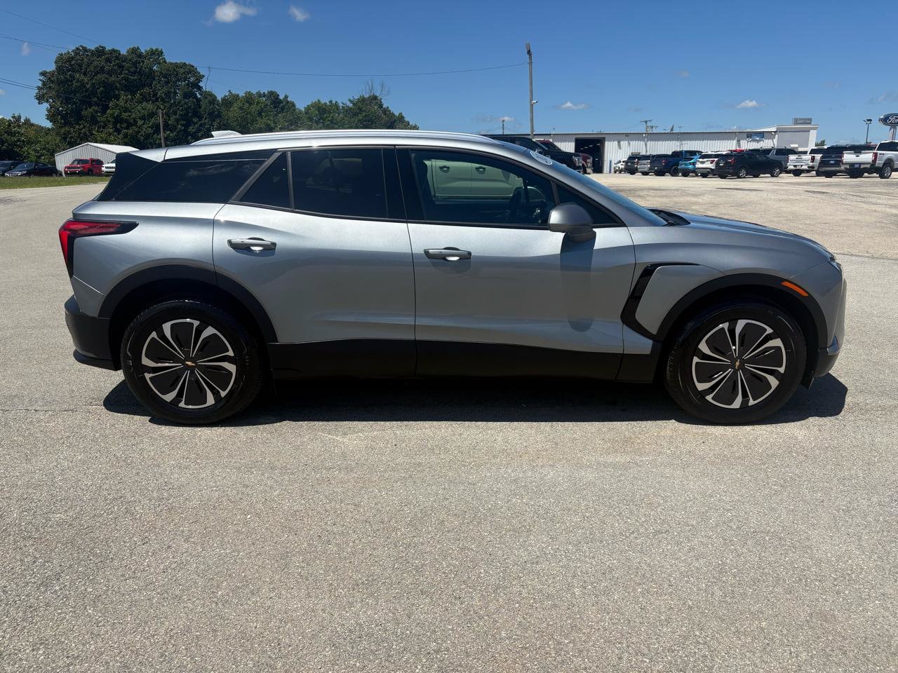 Used 2024 Chevrolet Blazer EV LT with VIN 3GNKDBRJ5RS250450 for sale in Brandenburg, KY