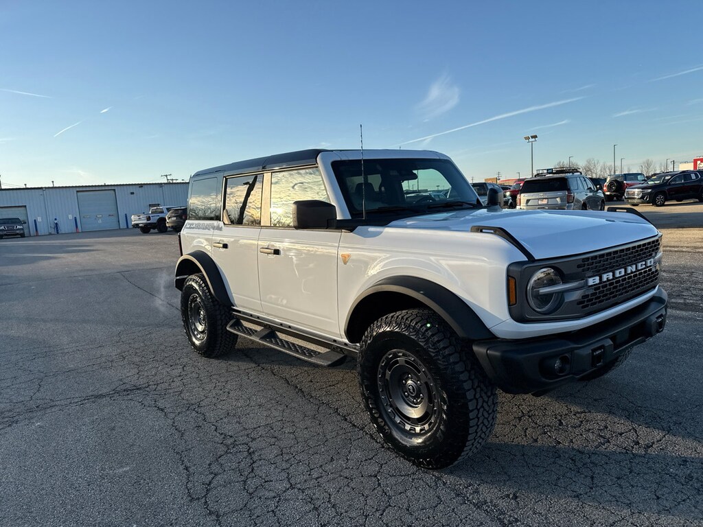 New 2025 Ford Bronco Badlands SUV