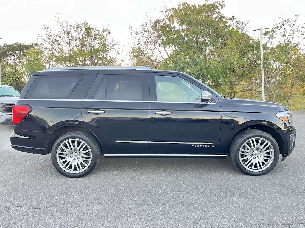 Used 2023 Ford Expedition Platinum SUV