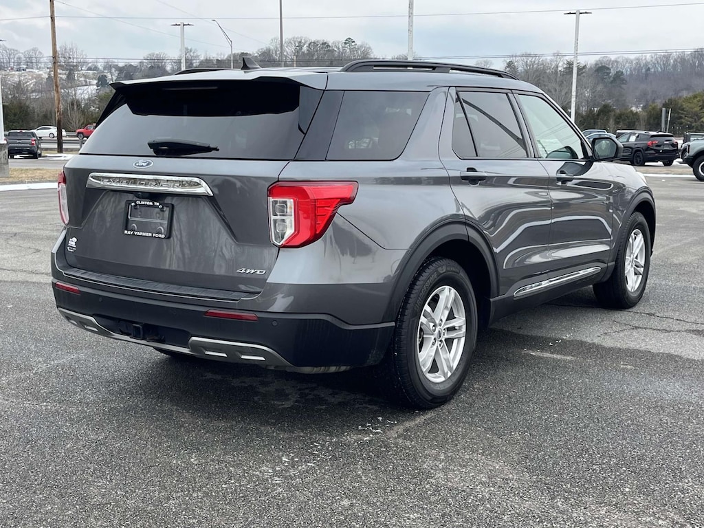 Used 2021 Ford Explorer XLT 4WD Sport Utility