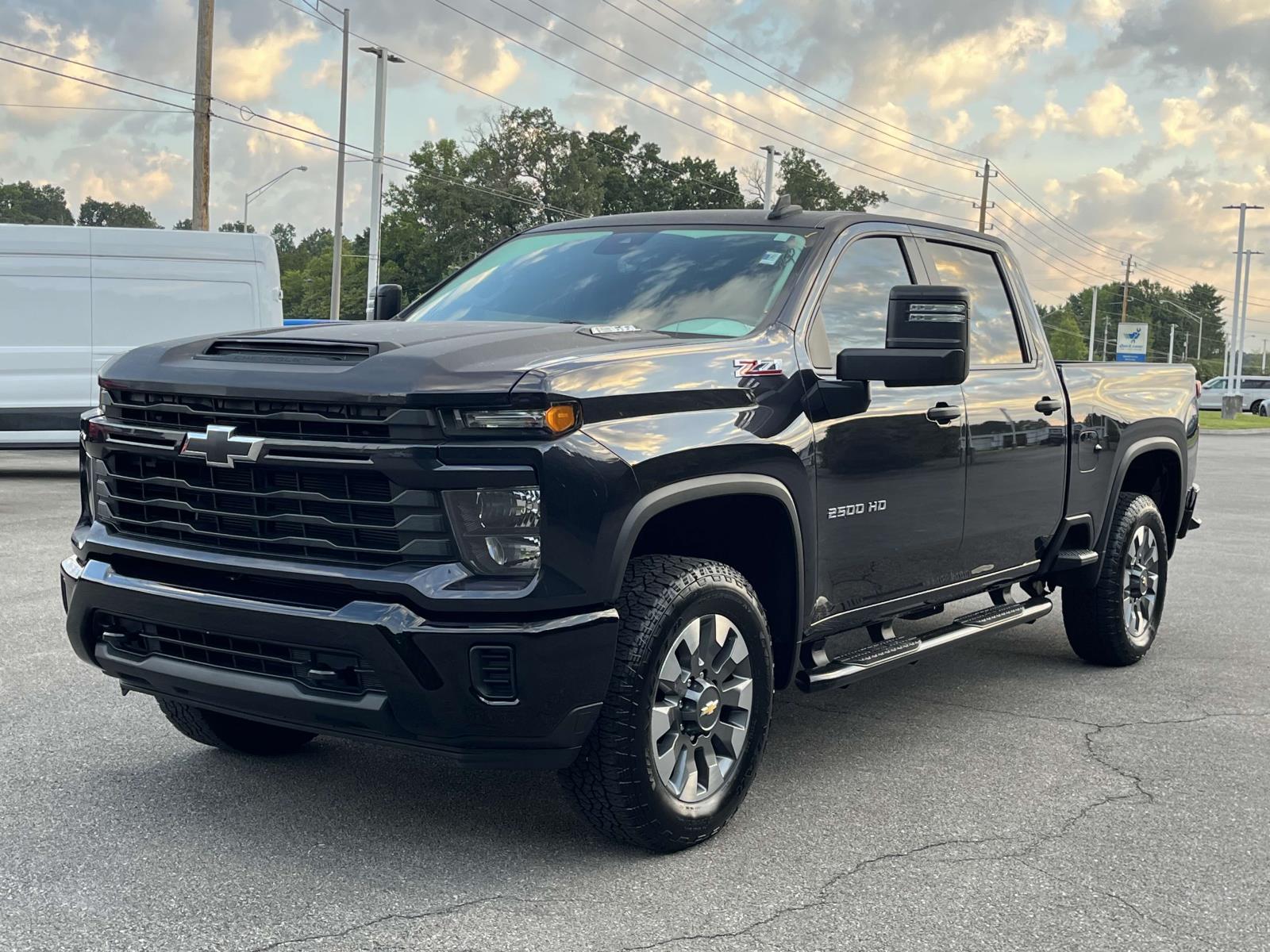 Used 2024 Chevrolet Silverado 2500HD Custom with VIN 2GC4YME75R1110695 for sale in Clinton, TN